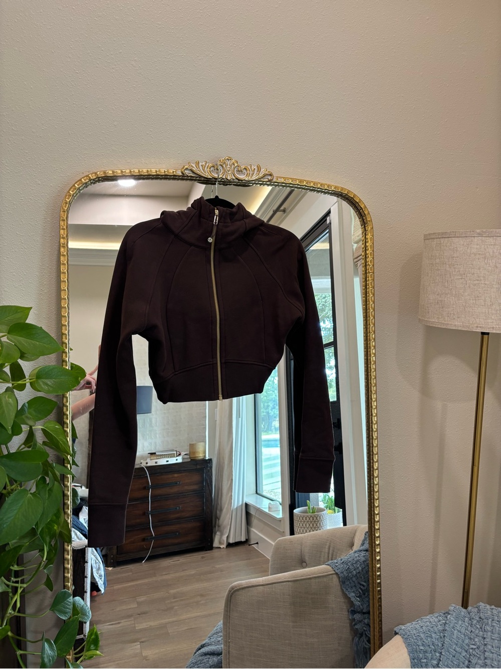 Lululemon Scuba Full Zip Cropped Hoodie